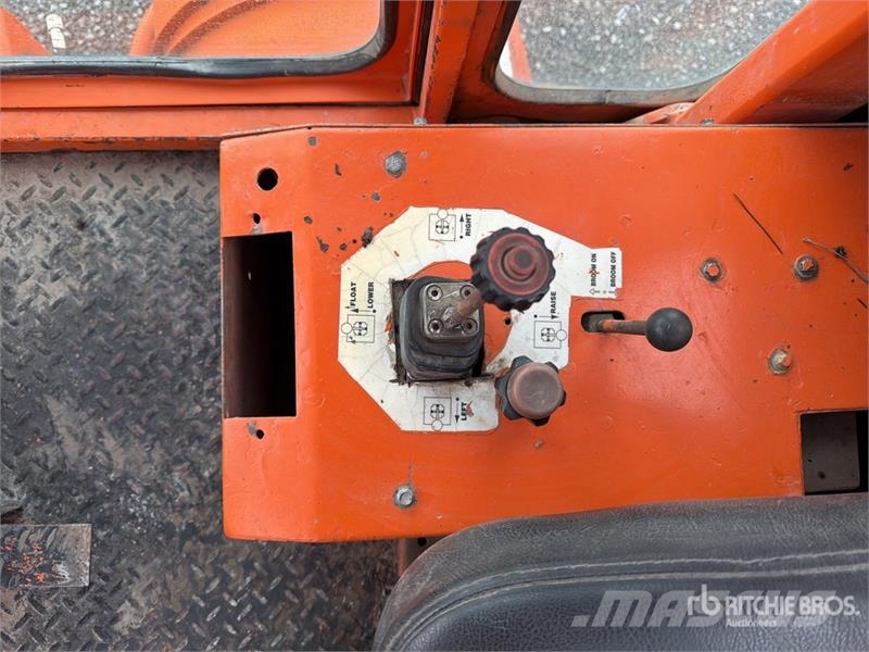 Broce RJ350 Balayeuse / Autolaveuse