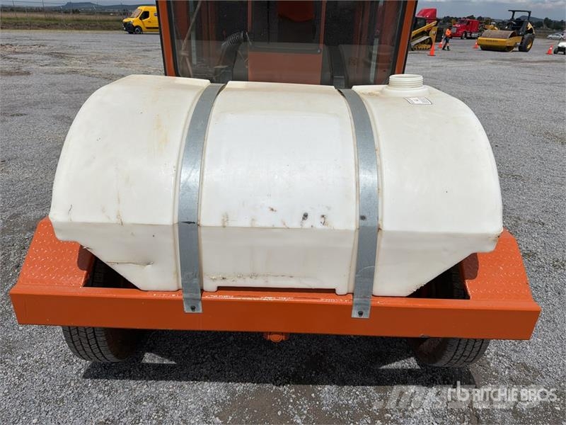 Broce RJT-350 Barredora / Self-Propelled Broom كناسات