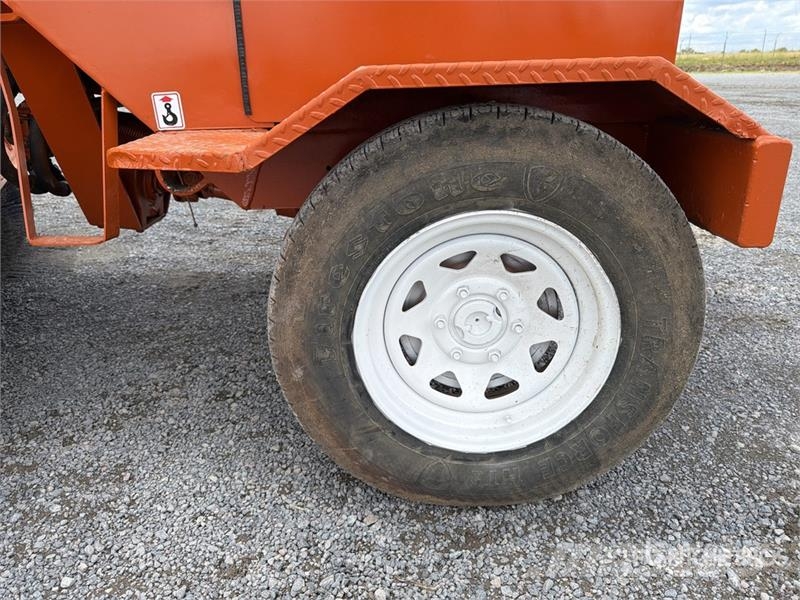 Broce RJT-350 Barredora / Self-Propelled Broom كناسات