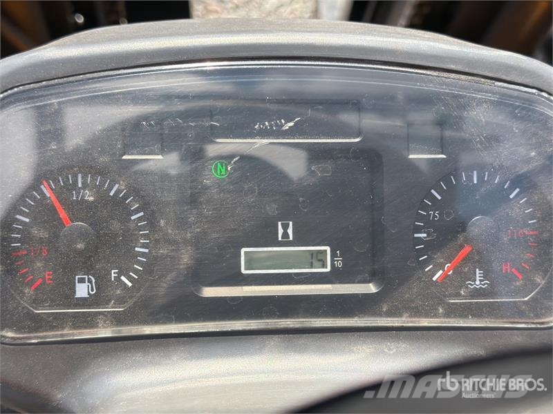  Captur FM35H 7700 lb Pneumatic Tire Montacargas (S Autokrāvēji - citi