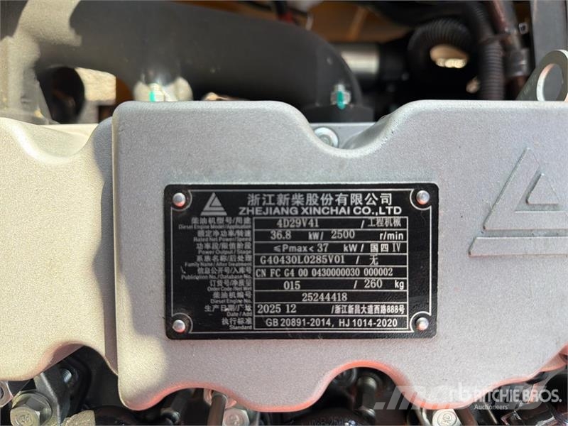 Captur FM35H 7700 lb Pneumatic Tire Montacargas (S Autokrāvēji - citi