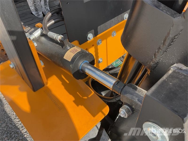 Captur FM35H 7700 lb Pneumatic Tire Montacargas (S Autokrāvēji - citi