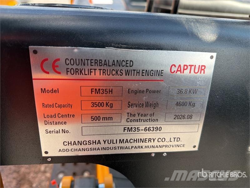 Captur FM35H 7700 lb Pneumatic Tire Montacargas (S Autokrāvēji - citi