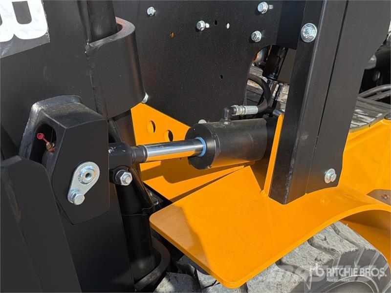 Captur FM35H 7700 lb Pneumatic Tire Montacargas (S Autokrāvēji - citi