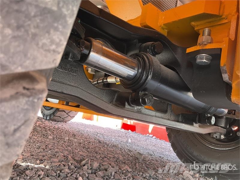 Captur FM35H 7700 lb Pneumatic Tire Montacargas (S Autokrāvēji - citi