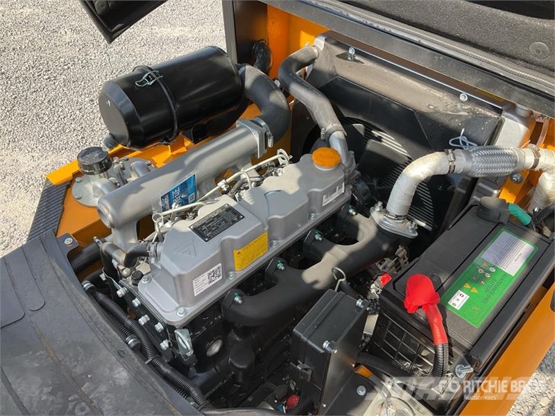 Captur FM35H 7700 lb Pneumatic Tire Montacargas (S Autokrāvēji - citi