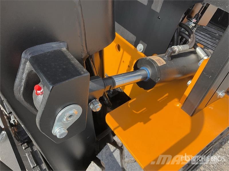 Captur FM35H 7700 lb Pneumatic Tire Montacargas (S Autokrāvēji - citi