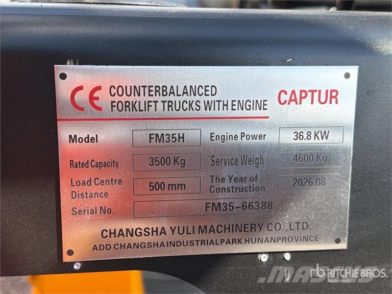 Captur FM35H 7700 lb Pneumatic Tire Montacargas (S Autokrāvēji - citi
