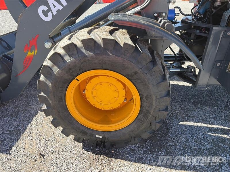 Captur ZL943-9 Cargador sobre Neumaticos (Sin Usar Gumikerekes homlokrakodók