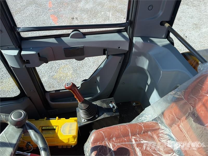 Captur ZL943-9 Cargador sobre Neumaticos (Sin Usar Gumikerekes homlokrakodók