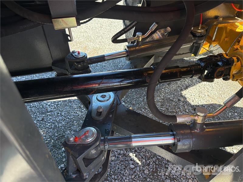 Captur ZL943-9 Cargador sobre Neumaticos (Sin Usar Gumikerekes homlokrakodók