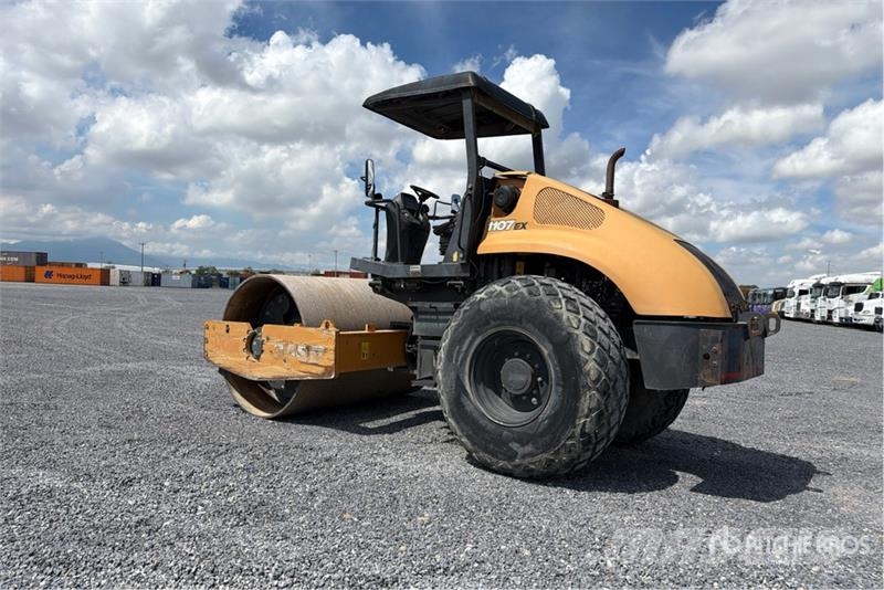 CASE 1107EX Rodillo / Smooth Drum Compactor Egydobos hengerek