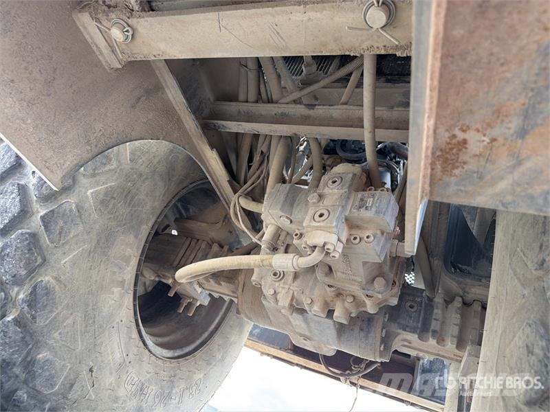 CASE 1107EX Rodillo / Smooth Drum Compactor Egydobos hengerek