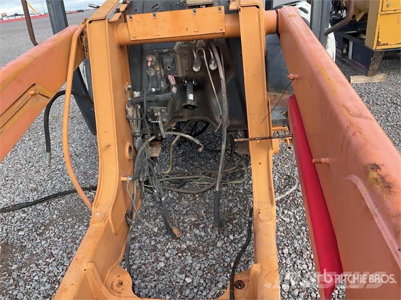 CASE 580M Series 2 Tractopelle