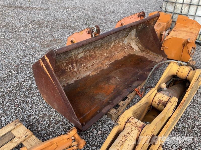 CASE 580M Series 2 Tractopelle