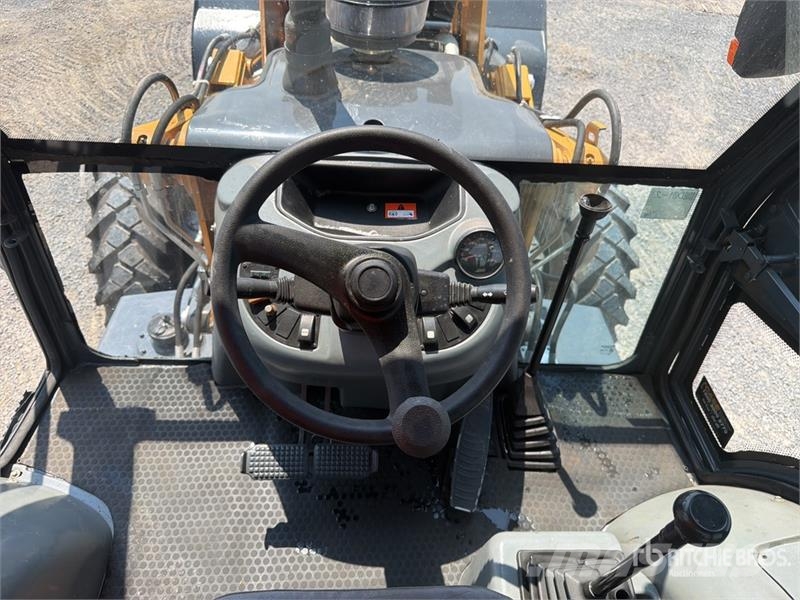 CASE 770EX Retroescavadeiras