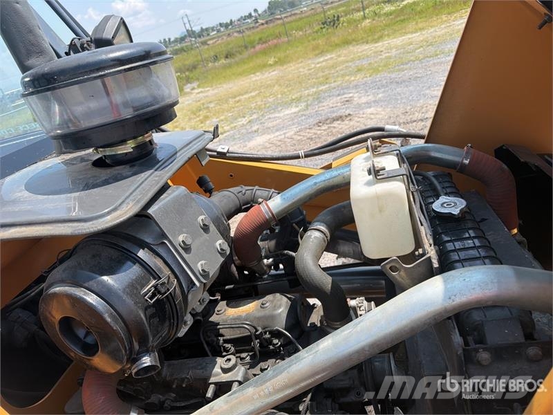 CASE 770EX Retroescavadeiras