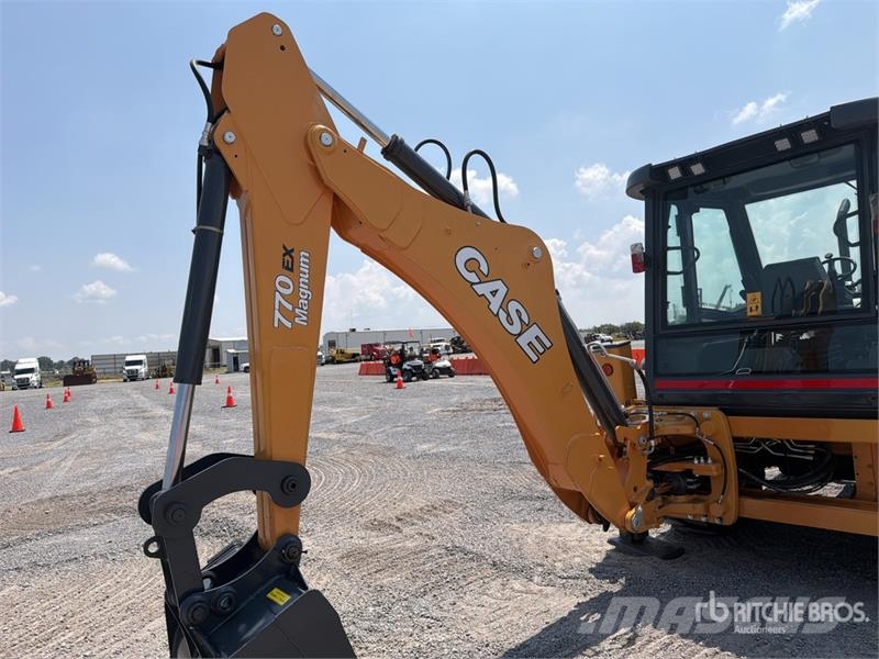 CASE 770EX Retroescavadeiras