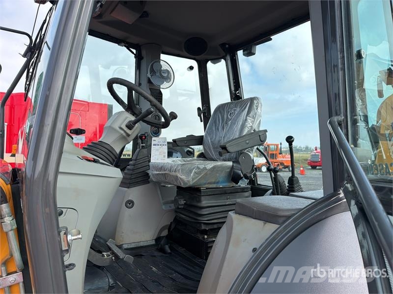 CASE 770NX 4x4 Retroexcavadora (Sin Usar) / Backhoe Loa لوادر ذات جرافات عكسية