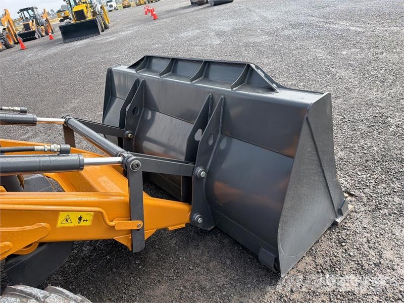 CASE 770NX 4x4 Retroexcavadora (Sin Usar) / Backhoe Loa لوادر ذات جرافات عكسية