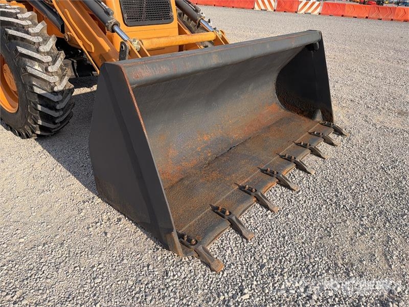 CASE 770SS 4x2 Retroexcavadora / Backhoe Loader Backhoe loaders