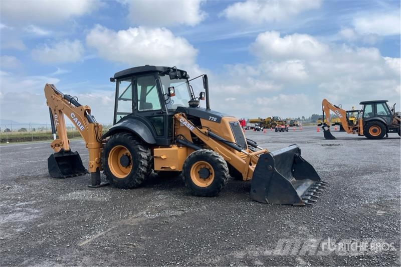 CASE 770SS Retroexcavadora / Backhoe Loader Ekskavaatorlaadurid
