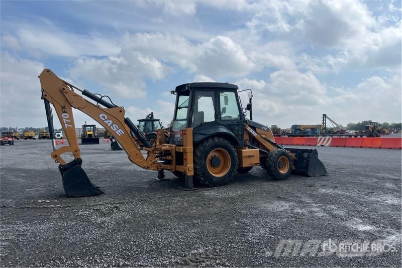 CASE 770SS Retroexcavadora / Backhoe Loader Ekskavaatorlaadurid
