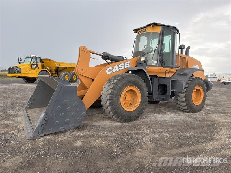 CASE 821G  휠로우더