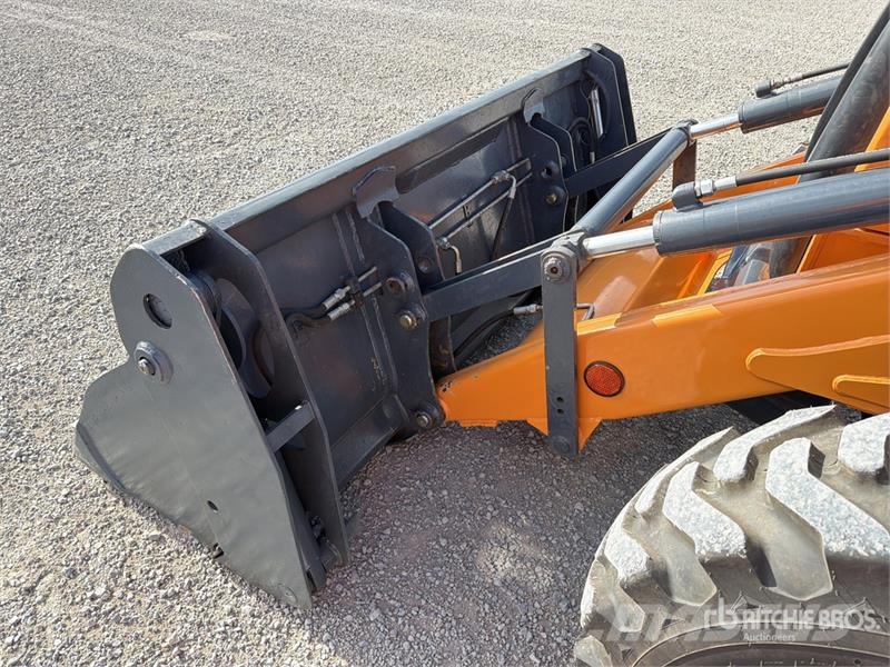 CASE 851EX 4x4 Retroexcavadora / Backhoe Loader Retrocargadoras