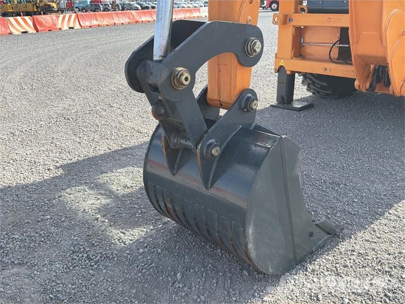 CASE 851EX 4x4 Retroexcavadora / Backhoe Loader Retrocargadoras