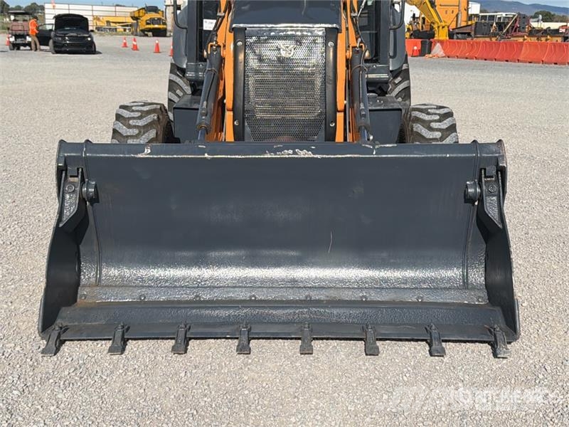 CASE 851EX 4x4 Retroexcavadora / Backhoe Loader Retrocargadoras