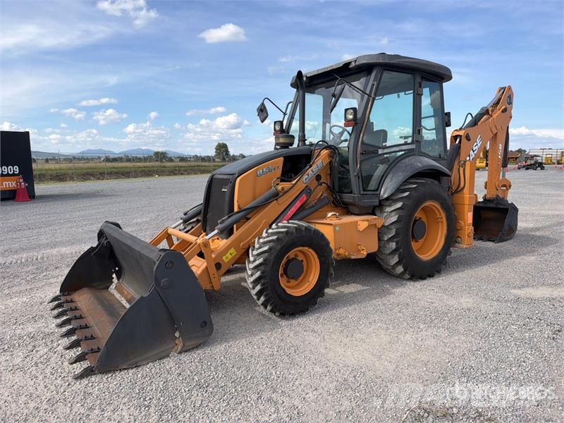 CASE 851EX-SS 4x2 Retroexcavadora / Backhoe Loader Terne