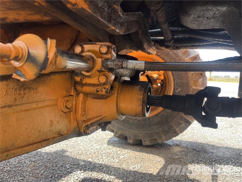 CASE 851EX-SS 4x4 Retroexcavadora / Backhoe Loader Terne
