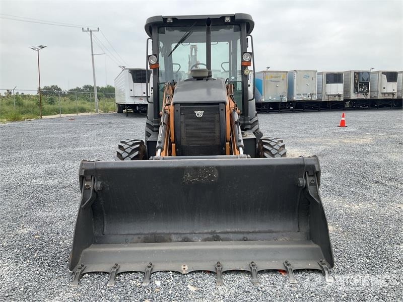 CASE 851EX-SS 4x4 Retroexcavadora / Backhoe Loader Rovokopači