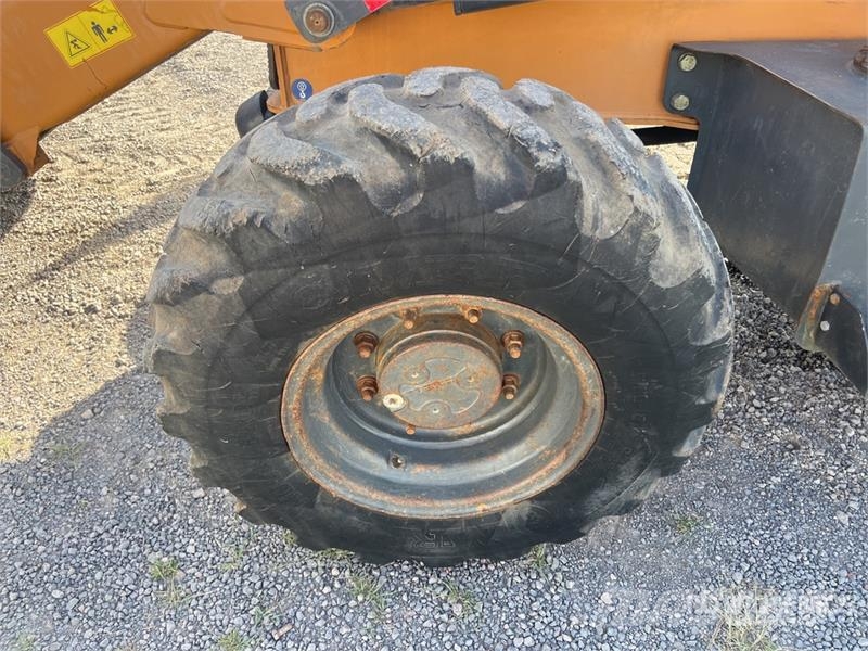 CASE 851EX-SS 4x4 Retroexcavadora / Backhoe Loader Tractopelle