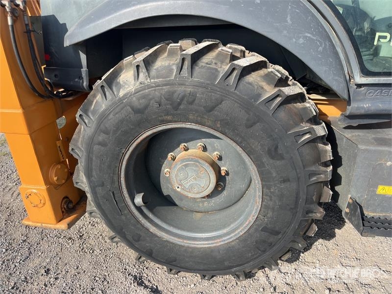 CASE 851EX-SS 4x4 Retroexcavadora / Backhoe Loader Tractopelle
