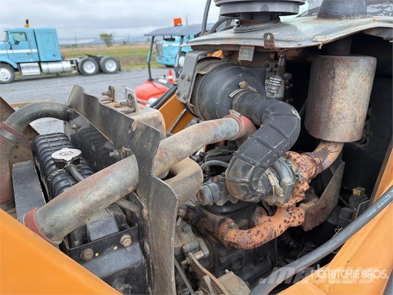 CASE 851EX-SS 4x4 Retroexcavadora / Backhoe Loader Retrocargadoras