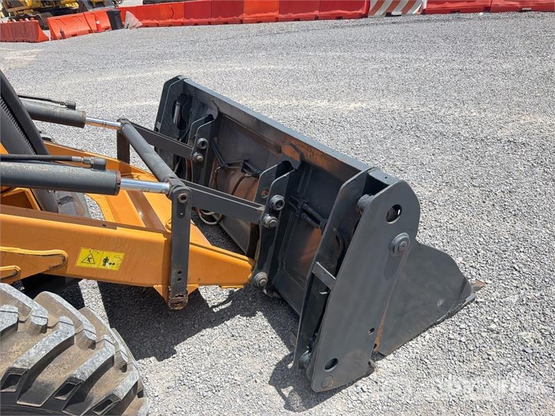 CASE 851EX-SS 4x4 Retroexcavadora / Backhoe Loader لوادر ذات جرافات عكسية