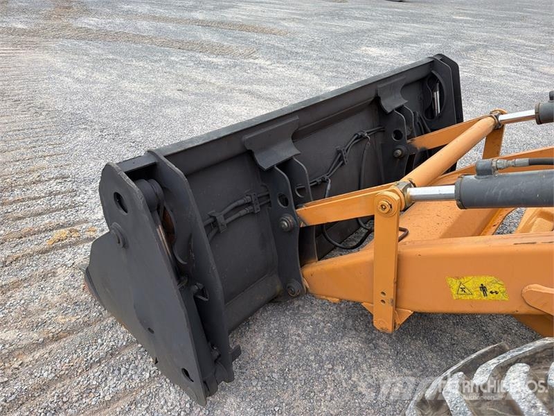 CASE 851EX-SS 4x4 Retroexcavadora / Backhoe Loader Retrocargadoras