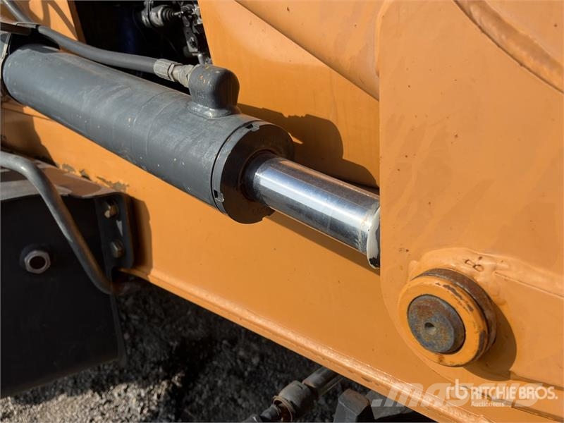 CASE 851EX-SS 4x4 Retroexcavadora / Backhoe Loader Tractopelle