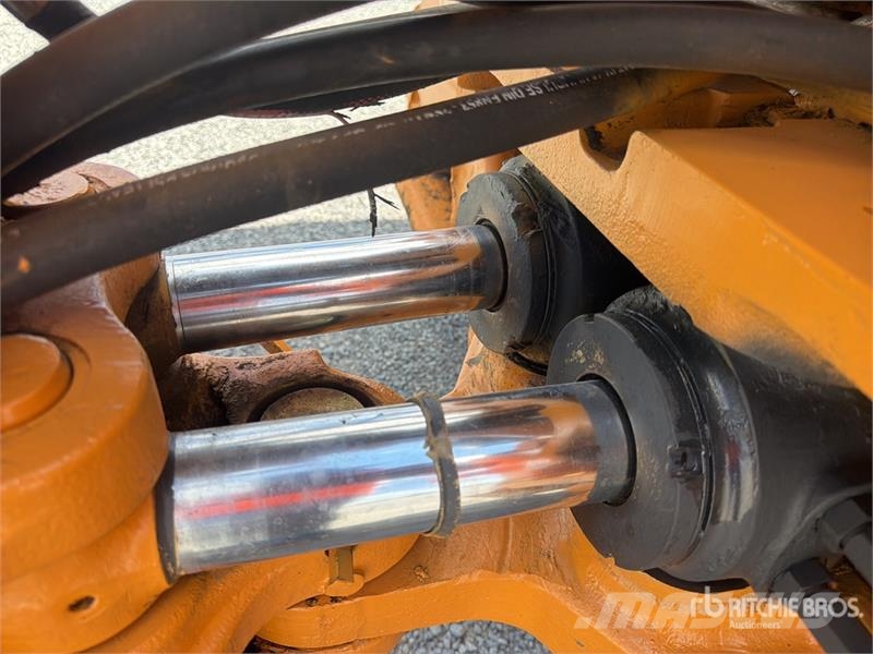 CASE 851EX-SS 4x4 Retroexcavadora / Backhoe Loader لوادر ذات جرافات عكسية