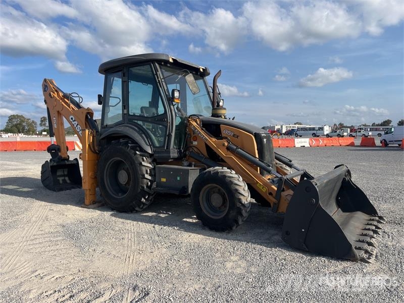 CASE 851EX-SS 4x4 Retroexcavadora / Backhoe Loader لوادر ذات جرافات عكسية
