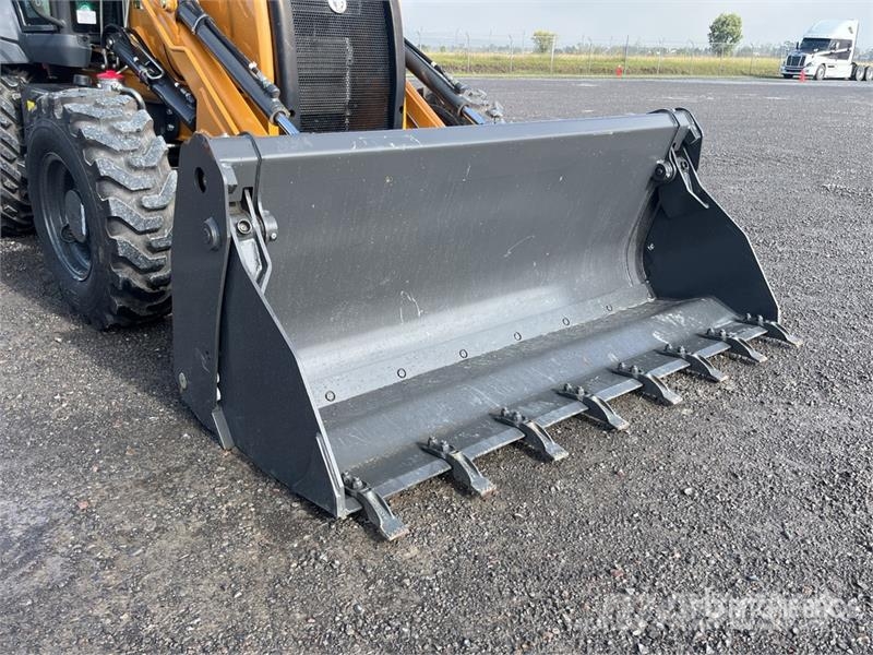CASE 851NX 4x4 Retroexcavadora (Sin Usar) / Backhoe Loa لوادر ذات جرافات عكسية