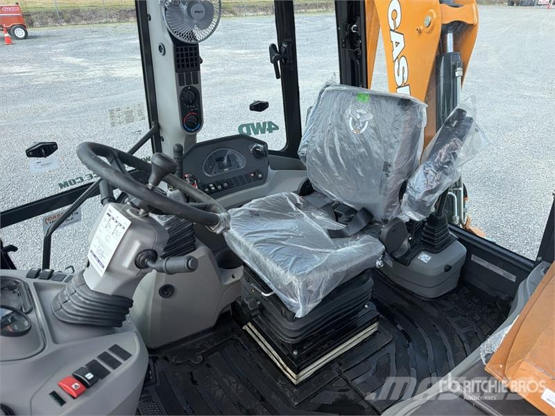 CASE 851NX 4x4 Retroexcavadora (Sin Usar) / Backhoe Loa Rovokopači
