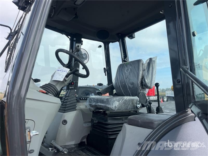 CASE 851NX 4x4 Retroexcavadora (Sin Usar) / Backhoe Loa لوادر ذات جرافات عكسية