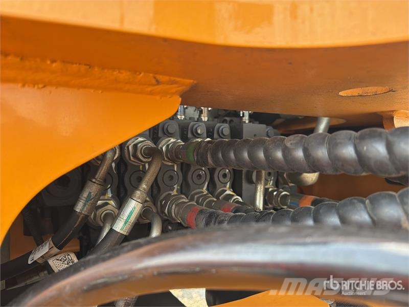 CASE 851NX 4x4 Retroexcavadora (Sin Usar) / Backhoe Loa Tractopelle