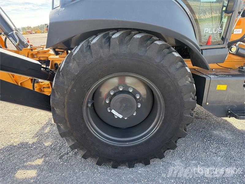 CASE 851NX 4x4 Retroexcavadora (Sin Usar) / Backhoe Loa Kotrórakodók