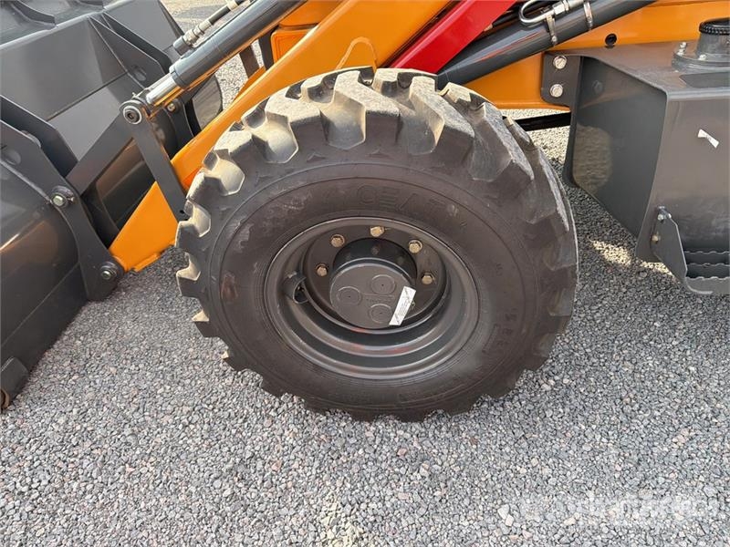 CASE 851NX 4x4 Retroexcavadora (Sin Usar) / Backhoe Loa Tractopelle