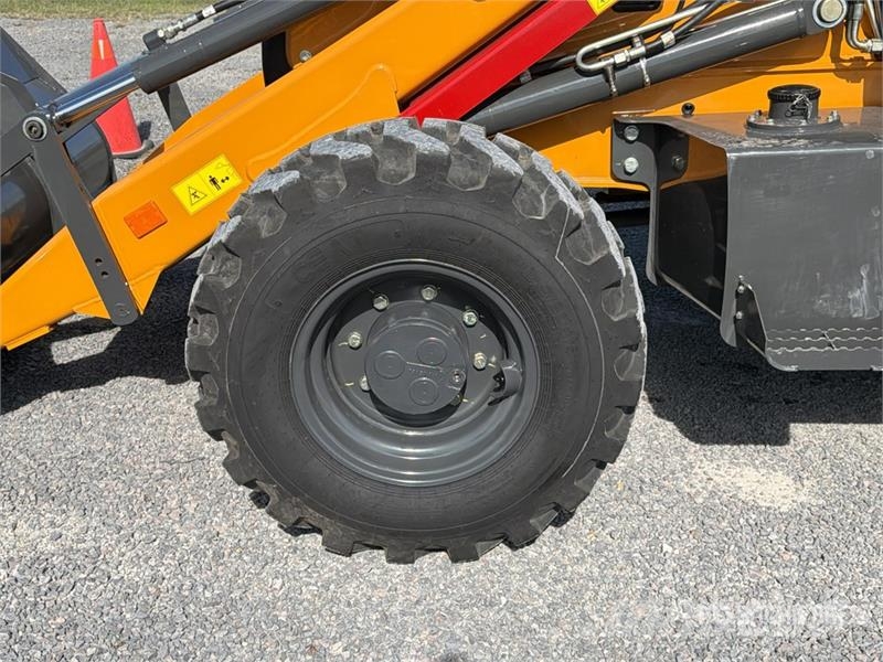 CASE 851NX 4x4 Retroexcavadora (Sin Usar) / Backhoe Loa Kotrórakodók