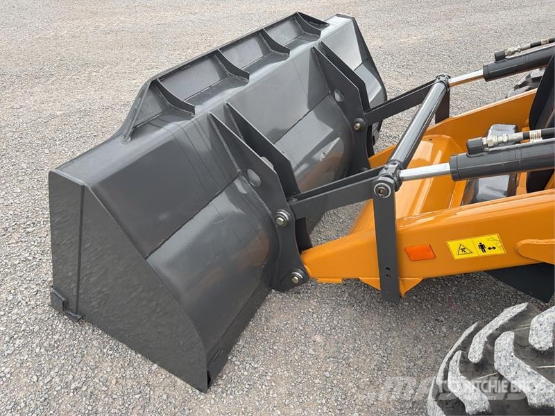 CASE 851NX 4x4 Retroexcavadora (Sin Usar) / Backhoe Loa لوادر ذات جرافات عكسية